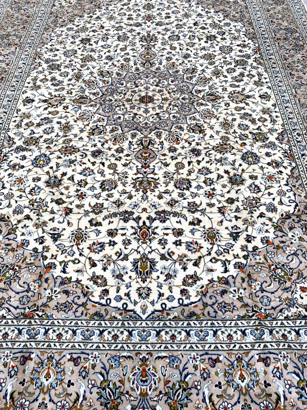 4x3M Royal Beige Persian Kashan Rug