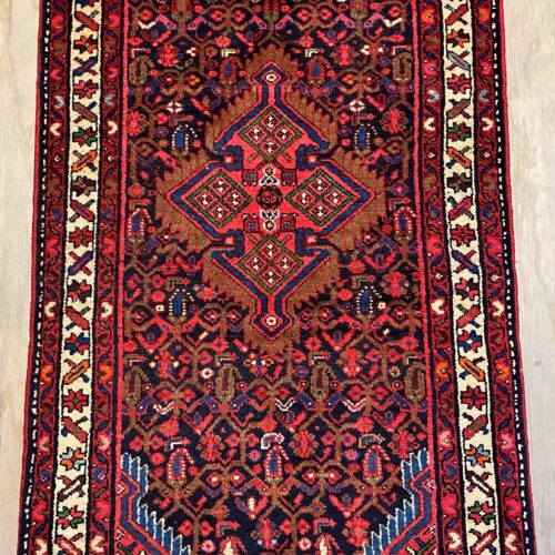 3M Hamedan Persian Runner