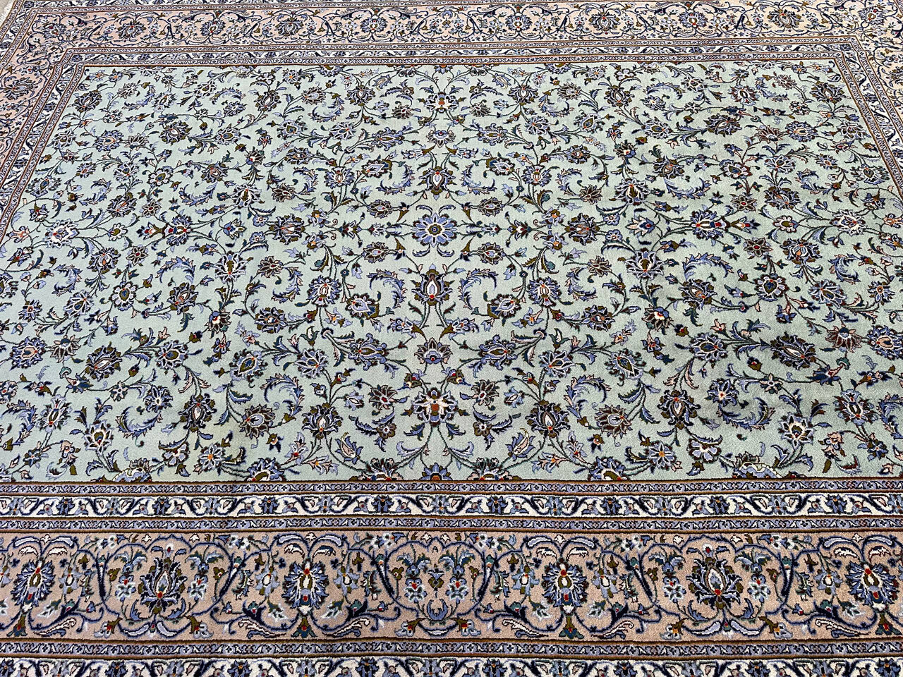 4.2x3M Pistachio Tone Persian Kashan Rug - Image 10