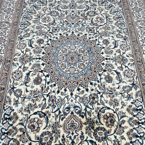 nain rug