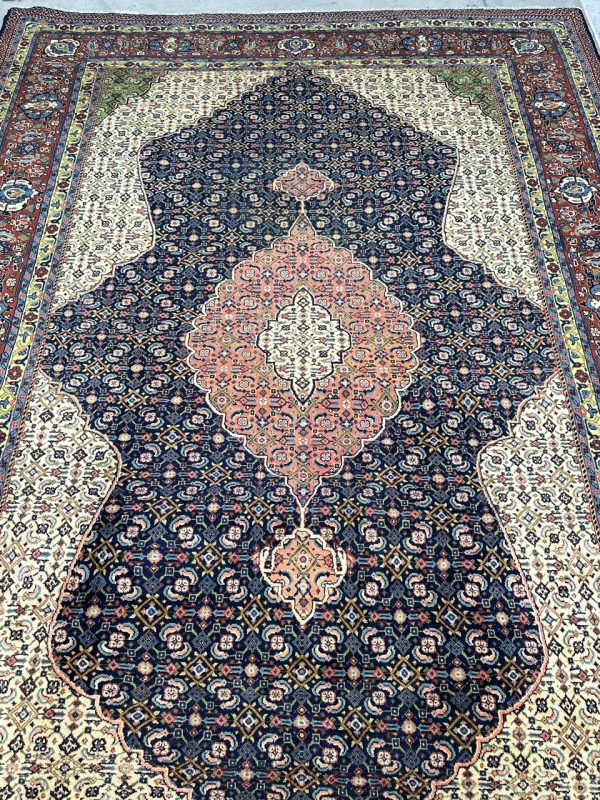 3.1×2.2M Vintage Persian Sarough Rug