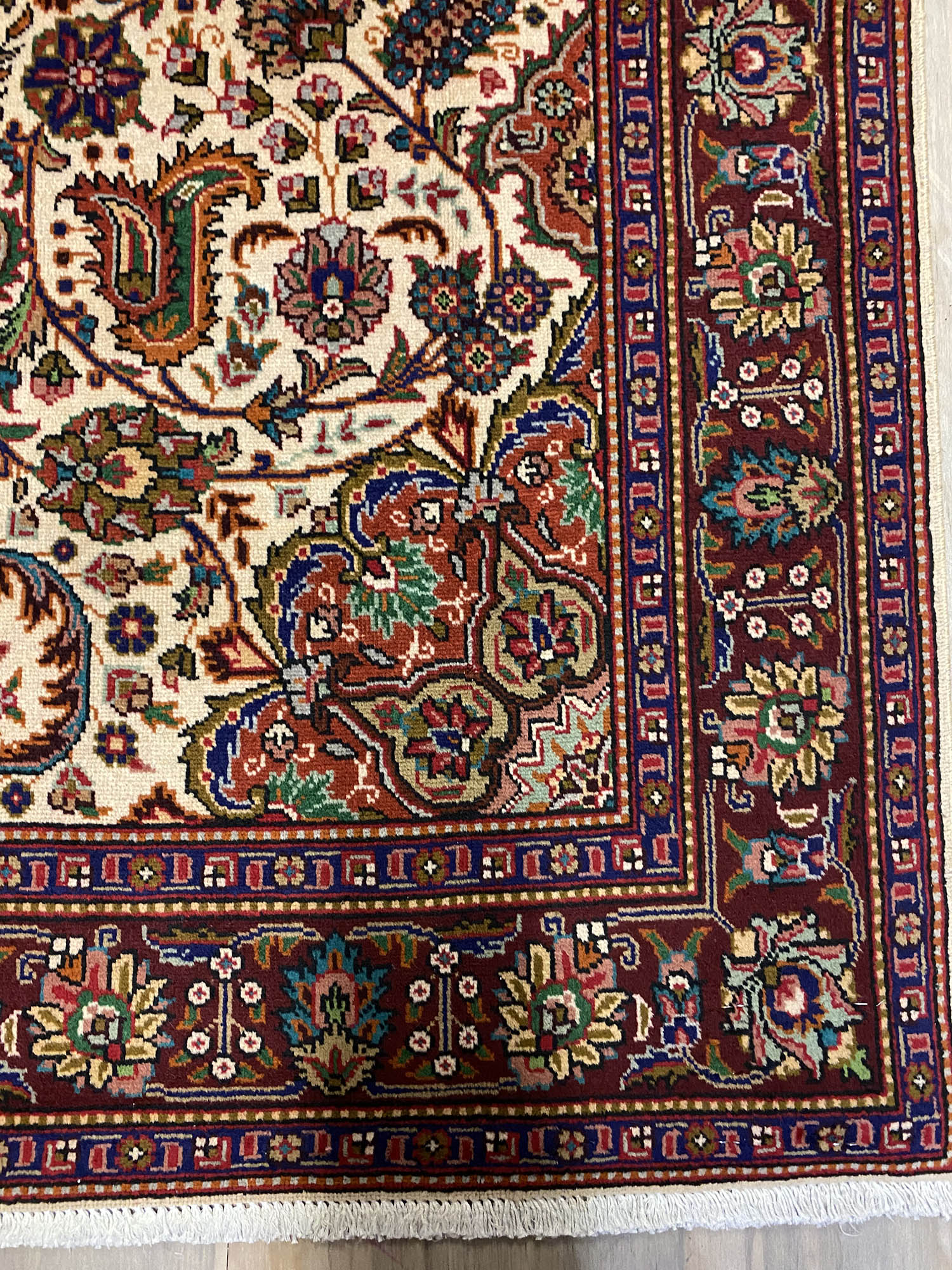 1.5x1M Vintage Tabriz Persian Rug - Image 5