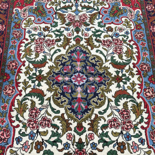 1.6x1M Persian Bijar Rug