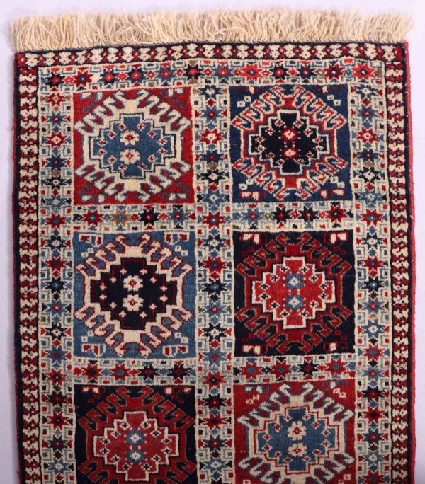 1×0.6M Persian Yalameh Rug
