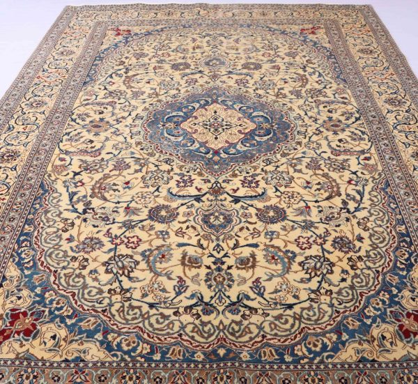 Discounted 3.7×2.4M Silkinlaid Rug Nain (6La)