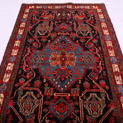 2.7x1.5M Tribal Nahavand Rug