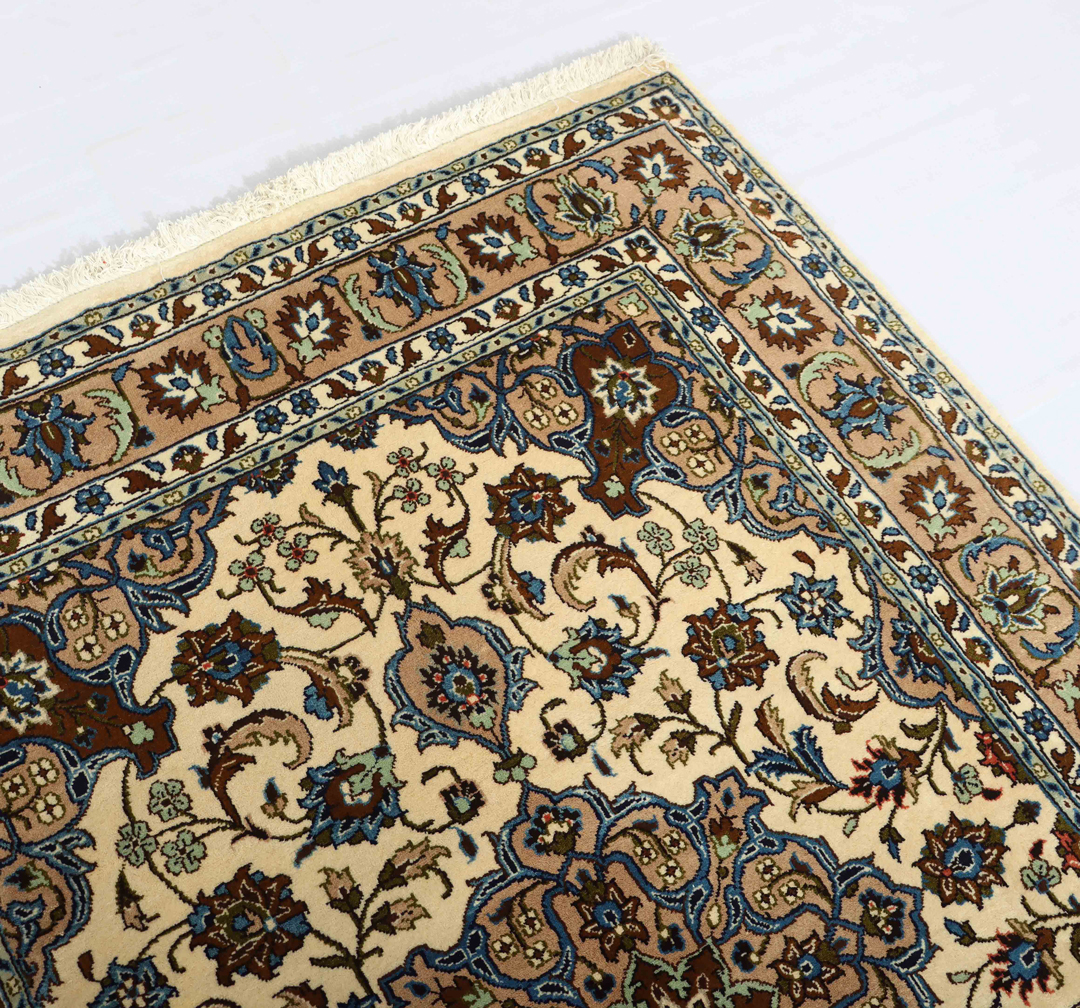 2.1x1.5M Fine Pistachio Kashmar Rug - Image 5