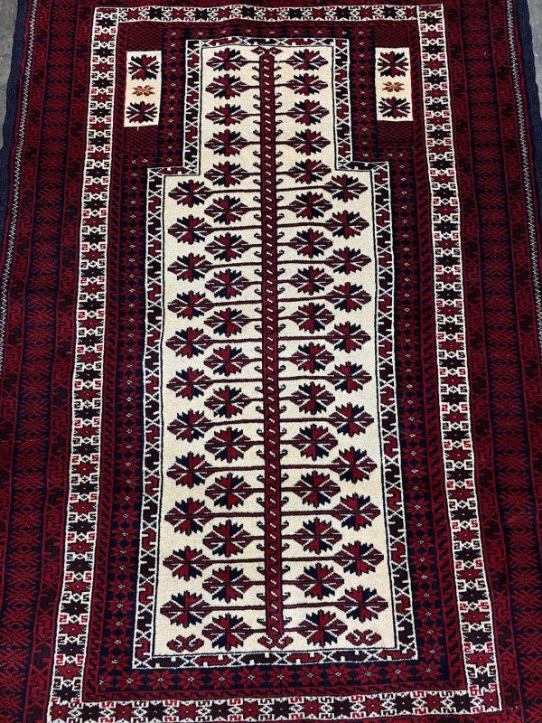 Antique Prayer Rug (Balouchi)