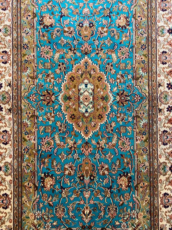 1.7 X 1 M Silk Kashmiri Rug (18.18 Quality)