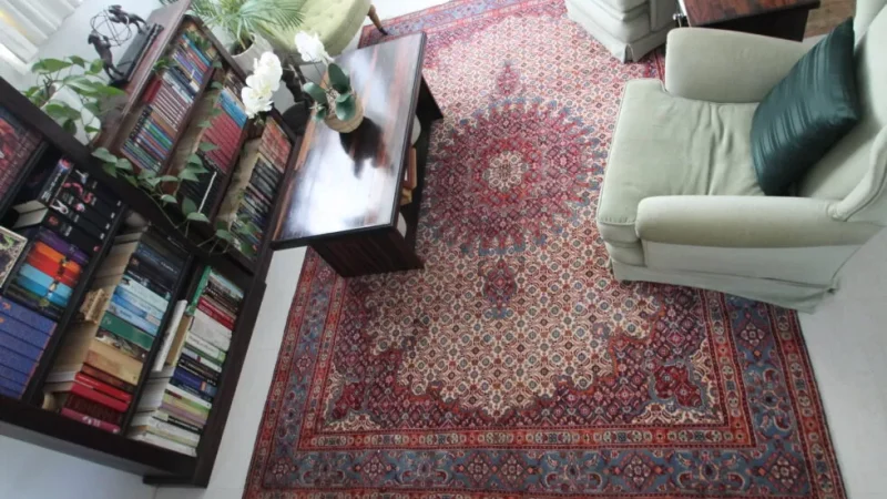 The Enduring Charm and Timeless Longevity of Persian Rugs 4 IMG 4649 980x653.jpg