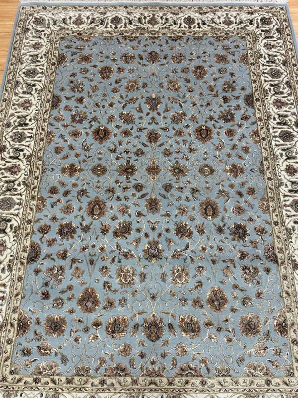 2.3 x 1.6 M Indian Wool & Silk Embossed Pattern Rug